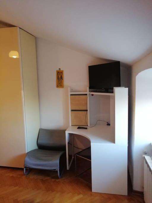 Spacious Attic Apartment Kandler Trieste Exterior photo